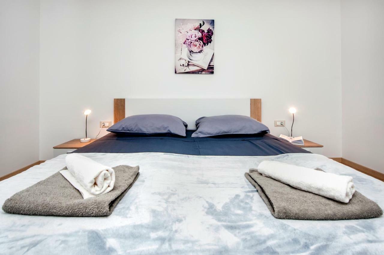 Apartman Sonata Ровінь Екстер'єр фото