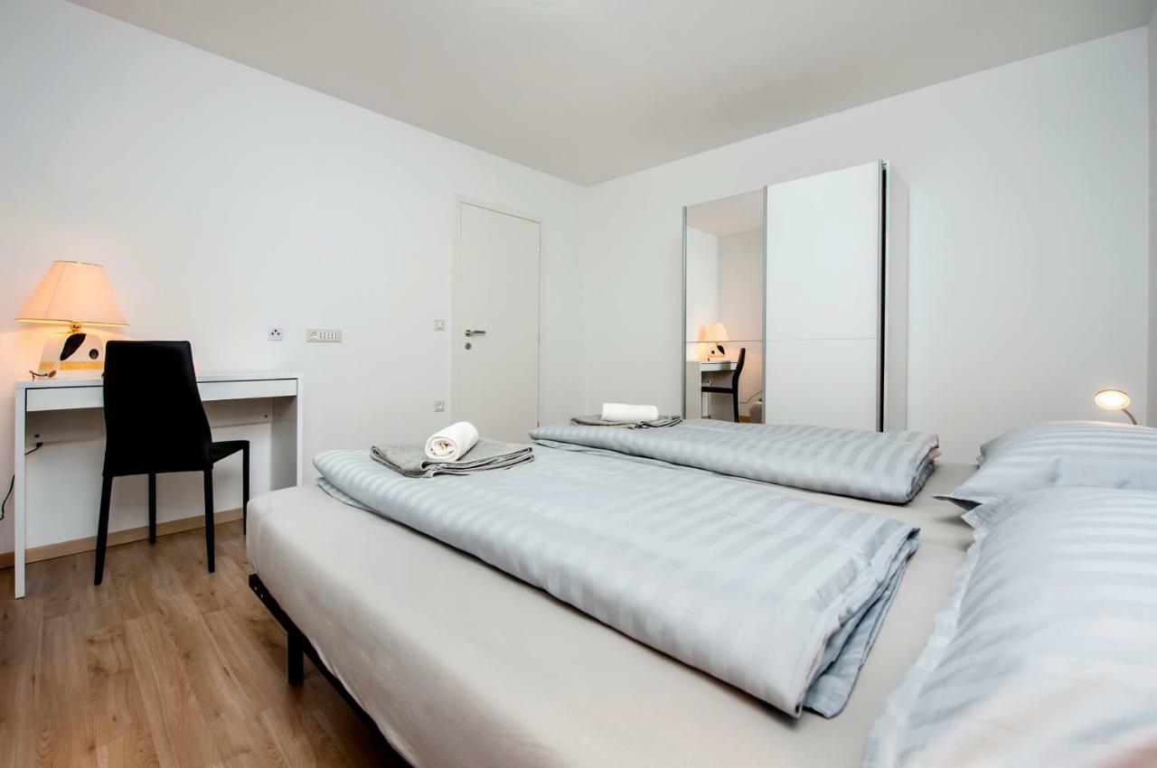 Apartman Sonata Ровінь Екстер'єр фото