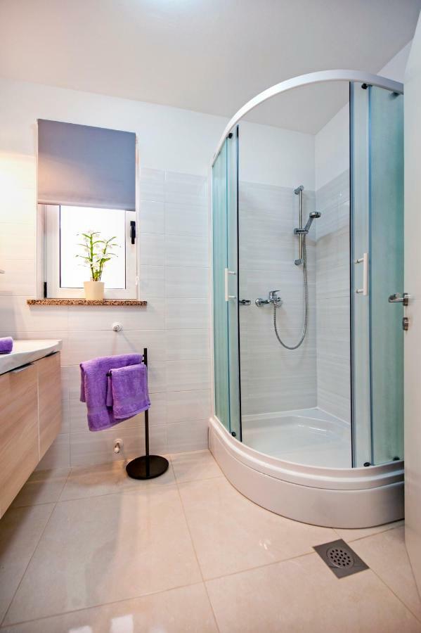 Apartman Sonata Ровінь Екстер'єр фото