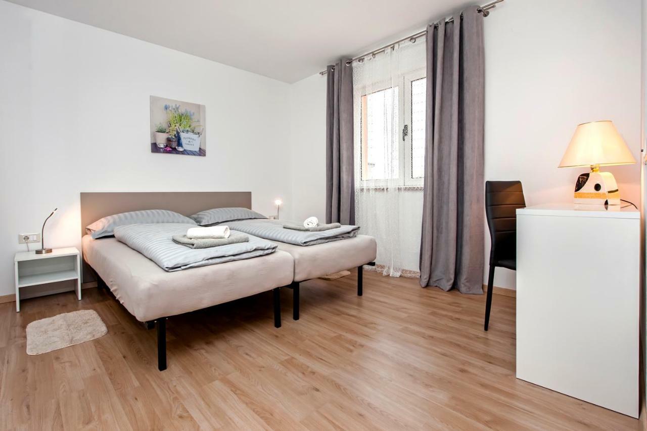 Apartman Sonata Ровінь Екстер'єр фото