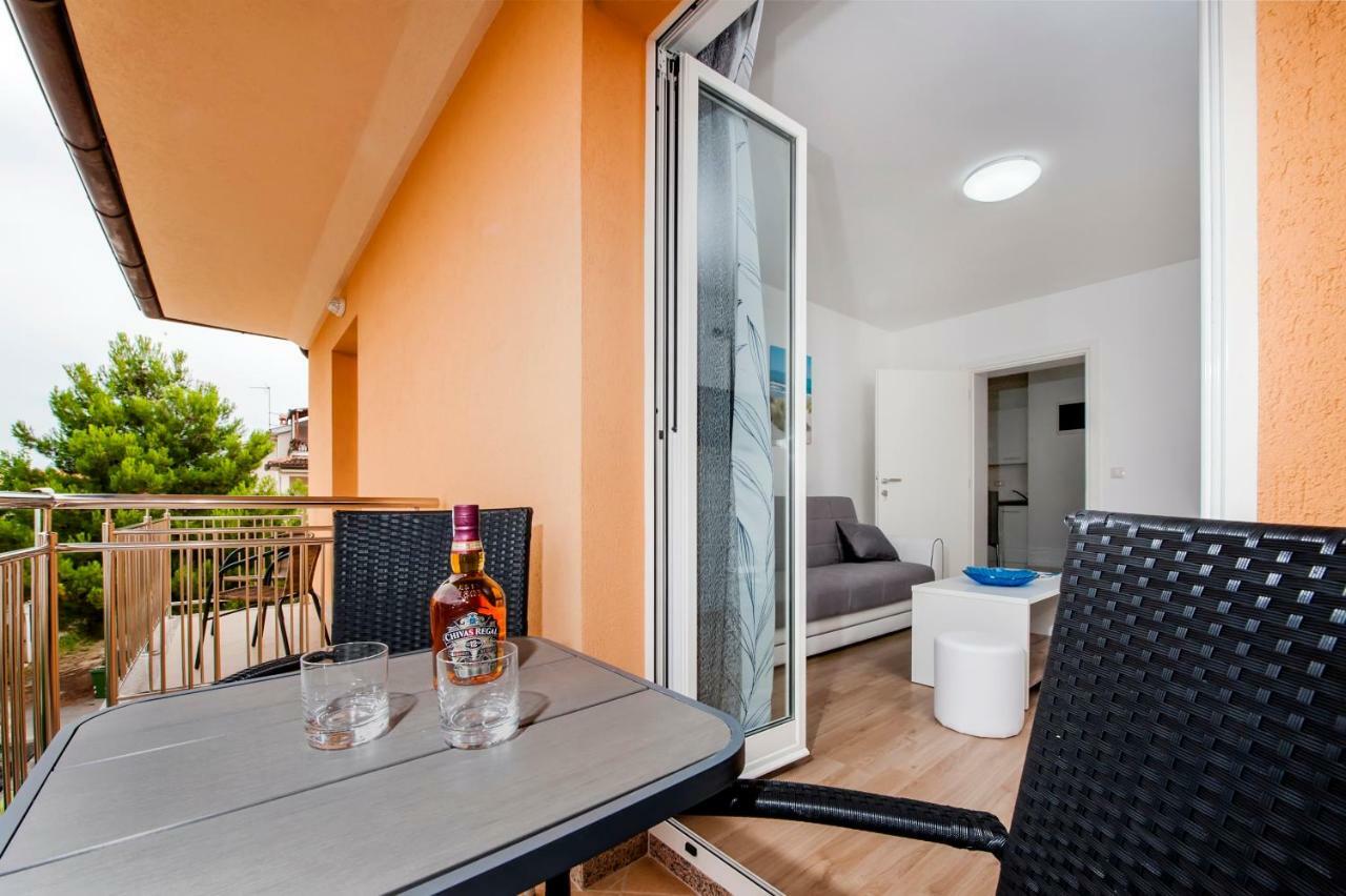 Apartman Sonata Ровінь Екстер'єр фото