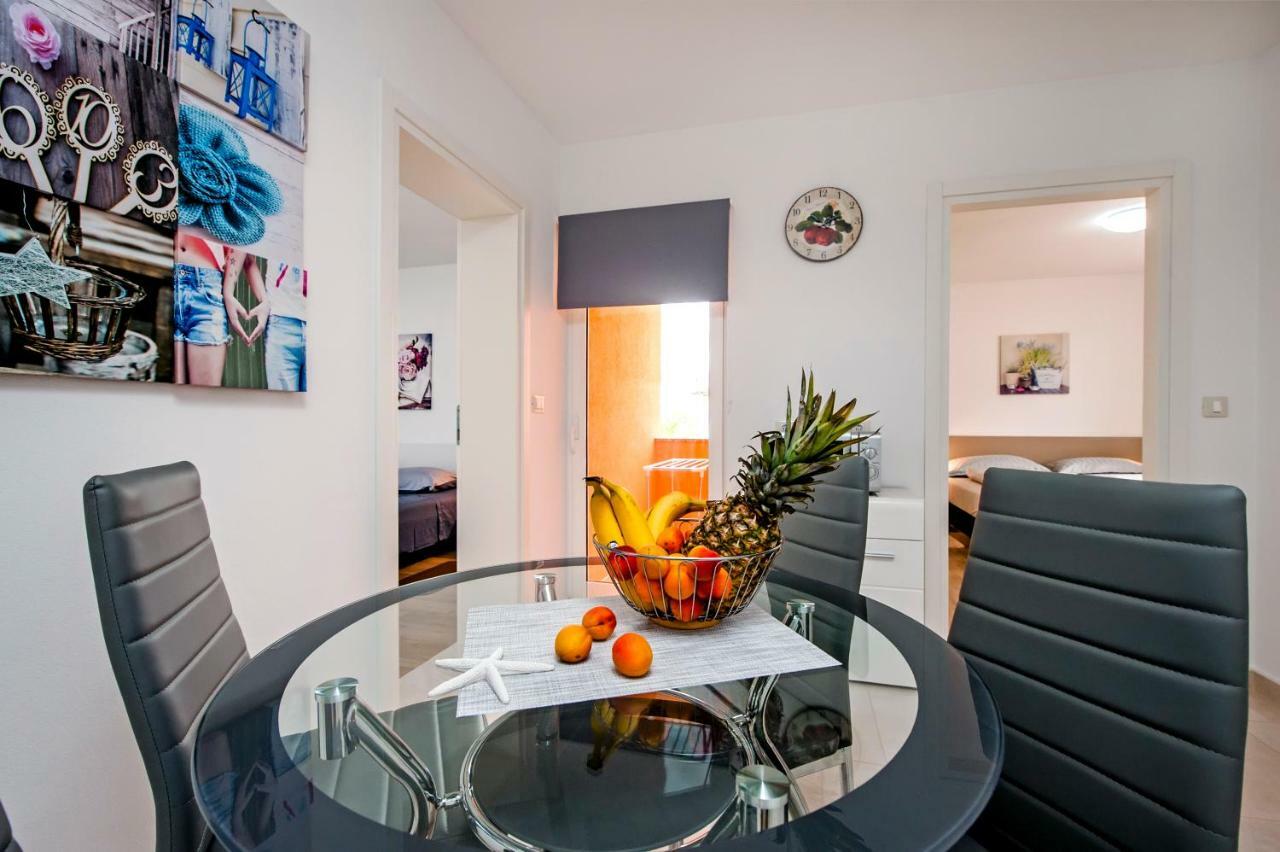 Apartman Sonata Ровінь Екстер'єр фото