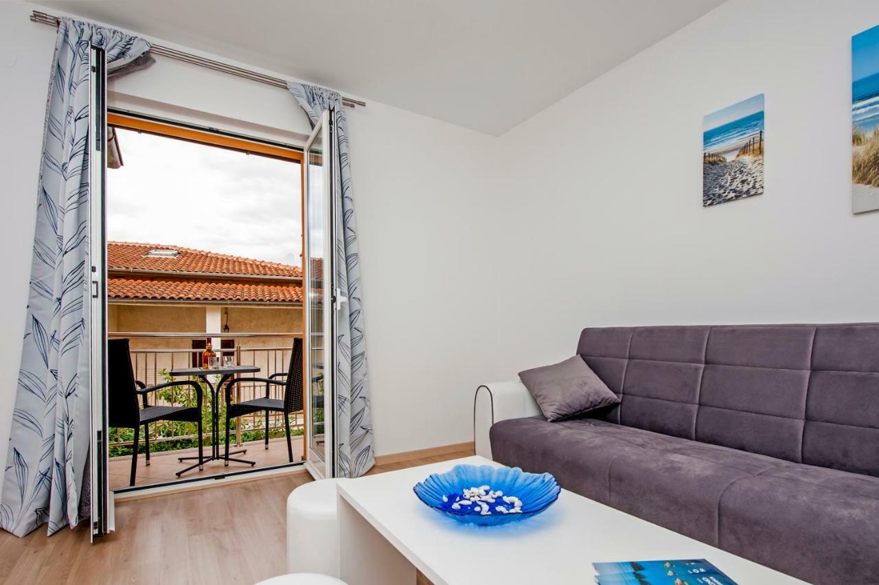 Apartman Sonata Ровінь Екстер'єр фото